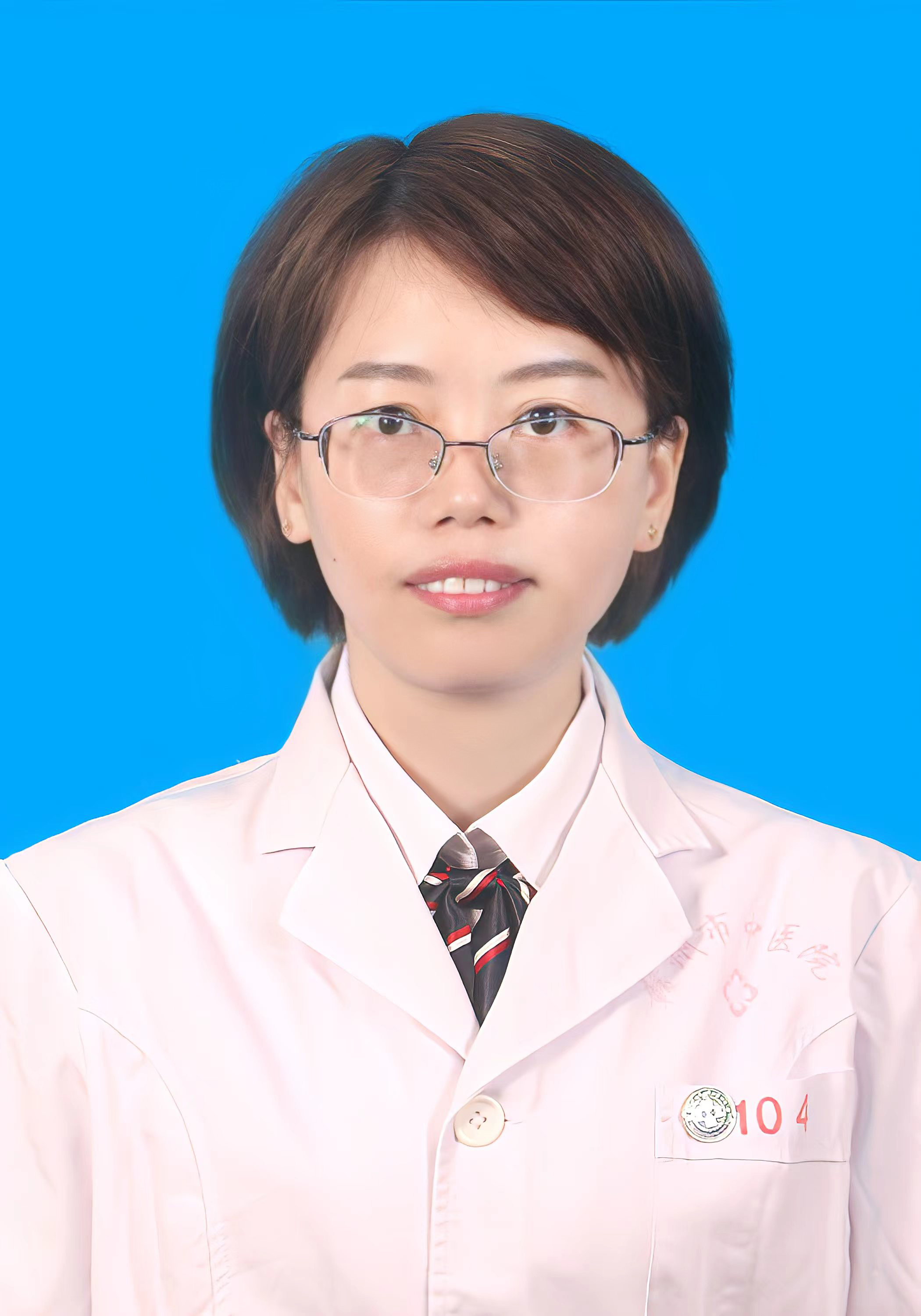 針灸康復(fù)科 黃艷.jpg